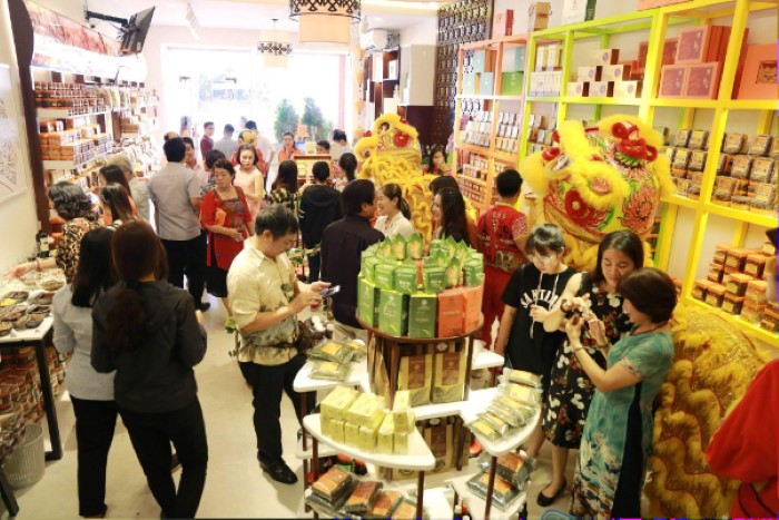 Hồng Lam đang sở hữu chuỗi 27 cửa hàng trên cả nước