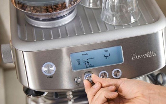 Máy pha cà phê Breville 878 tích hợp màn hình trực quan