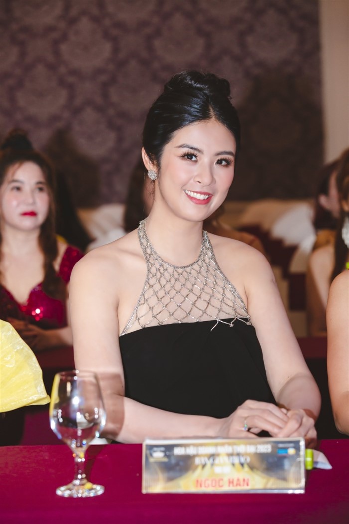 Ngọc Hân đảm nhận vị trí giám khảo.