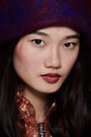 Hai người mẫu Việt toả sáng trên sàn diễn Tuần lễ thời trang Milan 2022