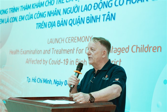 Ông Rad Kivette – Tổng Giám đốc VinaCapital Foundation chia sẻ tại lễ khai mạc sáng ngày 4/3