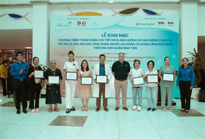 Đại diện Ban tổ chức cám ơn các nhà tài trợ