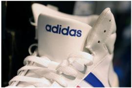 Khủng hoảng tồi tệ của Adidas: Bị Nike bỏ xa, doanh số bán hàng có nơi còn bết bát hơn cả các hãng Trung Quốc Li Ning, Anta