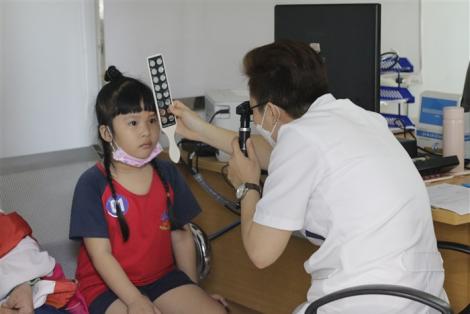Triển khai hoạt động thăm khám cho 1.000 trẻ em bị ảnh hưởng do dịch bệnh Covid-19 tại TP.HCM