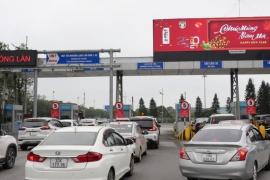 Từ ngày 5-5, thu phí không dừng tại 5 sân bay
