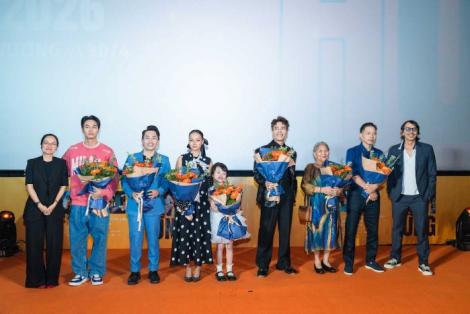 Thái Hoà "Tôi chỉ quan tâm đến việc làm tốt vai diễn, moi việc khác có người khác lo'