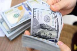 Ngân hàng Nhà nước lần đầu giảm giá bán USD trong 2023