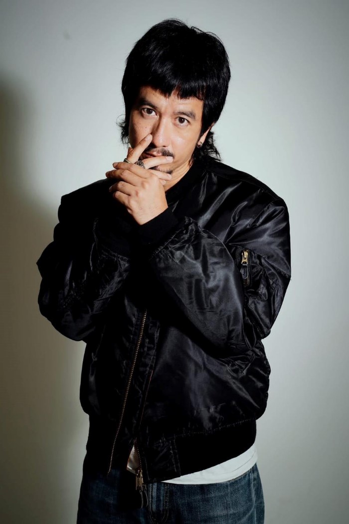 Somphol Rungphanit mang tinh thần của phim Hồng Kông vào vai diễn Petch