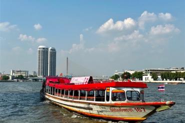 Láng giềng Việt Nam: Hút cả chục triệu khách quốc tế nhưng đòi đánh thuế gần 1 triệu đồng mỗi lần người dân ra nước ngoài