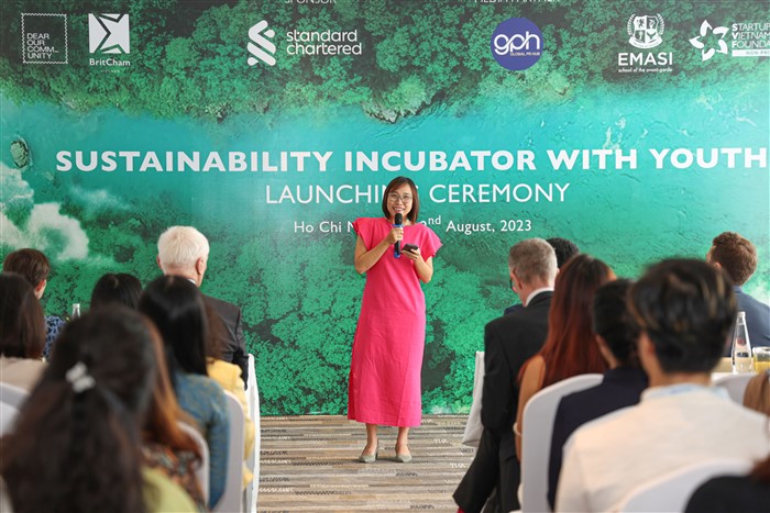 Bà Võ Ngọc Tuyền, Người sáng lập, Giám đốc điều hành Dear Our Community, đơn vị khởi xướng Chương Trình Ươm Mầm Phát Triển Bền Vững chia sẻ