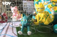 Nghệ nhân gấp rút hoàn thiện linh vật Đường hoa Nguyễn Huệ