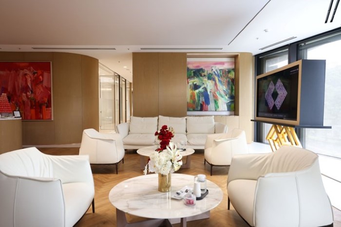 Khu vực phòng chờ của Techcombank Priority đẳng cấp xứng tầm được khai trương tại Hà Nội và Hồ Chí Minh