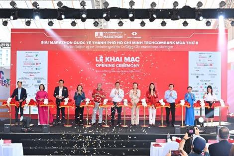 Khai mạc giải Marathon Quốc tế TP. Hồ Chí Minh Techcombank mùa thứ 8 - “Bước chạy vì một Việt Nam vượt trội”