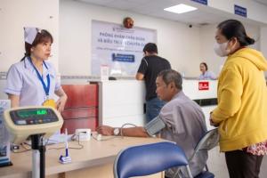Khám chữa bệnh ngày nghỉ vẫn có thể được hưởng BHYT