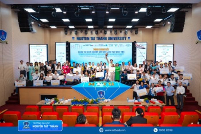 18 giải thưởng được trao tại NTTU Innovation Startup Challenge 2026 